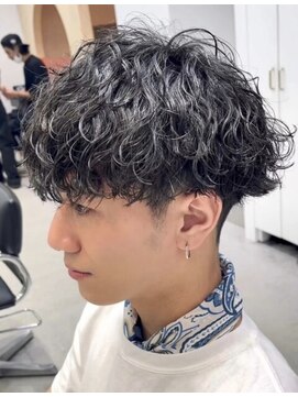 フィフス 栄(fifth) 波巻きスパイラルパーマツーブロックメンズマッシュ栄