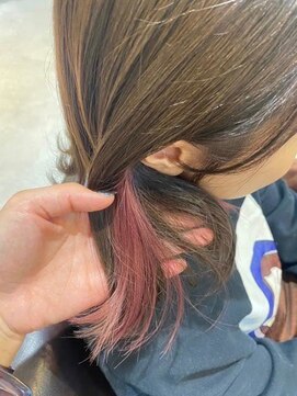 アビント バイ レシッド 武蔵小杉(abinto by rcid) ピンクのインナーカラーがさりげないアクセントに