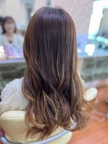 アークスヘアー&nbsp;20代30代40代ミルクティベージュ韓国ヘアハイトーン