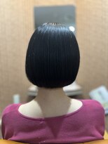 ヘアールーム プリズム(Hair room Prism) まとまるボブ