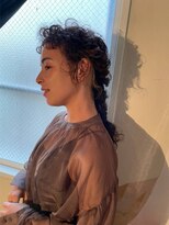 ソヨン 蕨店(SOYON)&nbsp;ちらっとインナーカラー　ラフアレンジヘア