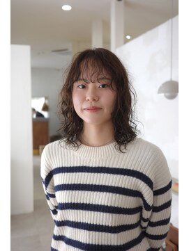 レイヤーカットパーマトリートメントハイライトミニボブ