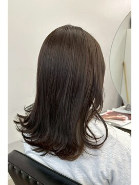 アコロン 武蔵小杉(acoron.) 扱いやすさ重視の大人向けミディアム×武蔵小杉