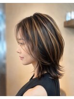 スリル ヘア アンド ネイル デザイン 恵比寿店(sulir hair and nail design)&nbsp;白髪ぼかしハイライトフェミニンマッシュウルフ30代40代50代