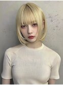 ハイトーンカラー内巻き前髪ありくびれヘアゆるめパーマ内巻き◎