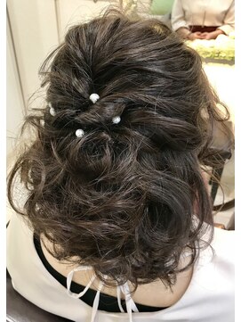 ラスター(Luster) ハーフアップ