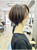 白髪ぼかしマッシュショート