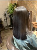 酸性ストレートでワンランク上の手触り♪