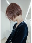 ピンクグレージュ×ボブ