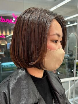 ロンドワン 三宮元町(Lond one) 切りっぱなしボブ/艶ブラウンカラー