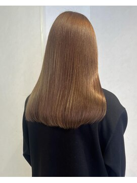 リア(Lia by KENJE) ブリーチなしダブルカラー!ベージュ♪