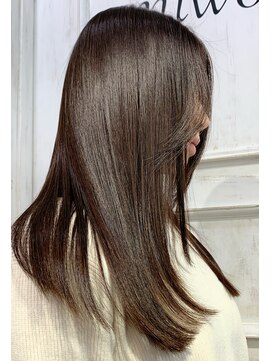 エミヲ 元住吉(emiwo) 髪質改善METEOストレートMETEOカラーアルカリ酸熱トリートメント