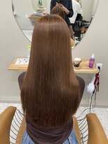 シカ 神戸三宮元町店(Cica)&nbsp;縮毛矯正 三宮 神戸美容室 ストレート 髪質改善 癖毛 艶髪 元町