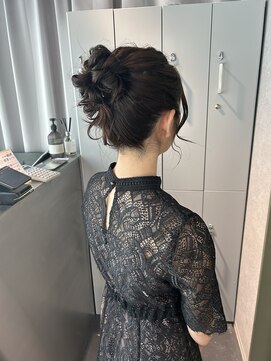 リラス 博多(rilas) お呼ばれヘア　美髪　ブルーブラック　透明感カラー