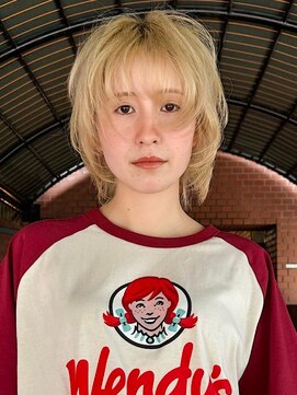 ノラ ウメダ(NORA UMEDA) ダブルカラーブロンドミルクティーベージュネオウルフ