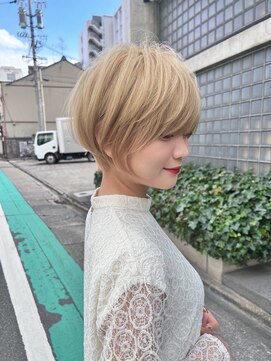 ロンドローズ 名古屋(Lond damaskRose) ブリーチ 学割 オリーブベージュ レイヤーカット リタッチ 161