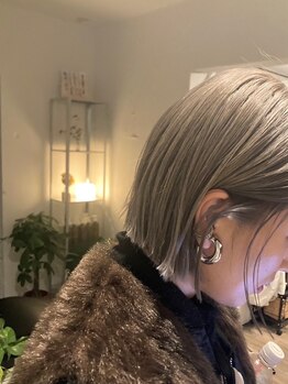 丁寧なカウンセリング重視で、一人ひとりの想いやライフスタイルに寄り添う、安心と信頼のヘアサロン。