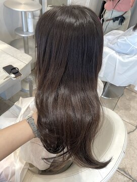 ザックラフィネ(ZACC raffine) ミディアムヘア/シルキーベージュ/大人ガーリー/トリートメント