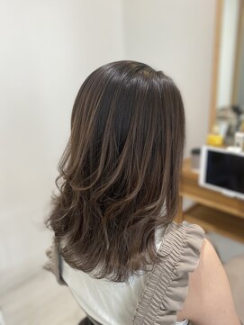 ケースタイルシェノン(K-STYLE CHAINON) バレイヤージュ