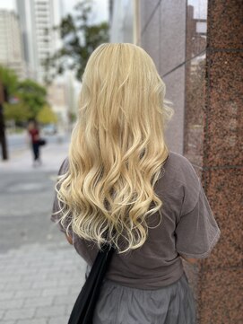 フツーロ 栄(FUTURO) プルエクステ