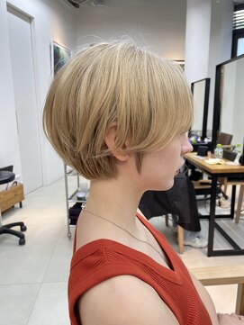 ミィ 浦和(mee) 透明感カラー ボブ 前髪 ショート カラー ブリーチ&ダブルカラー