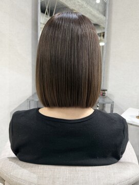 ニニ(nini) natural bob