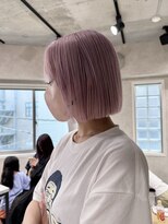 ハイプ(HYPE)&nbsp;ブリーチ＆ダブルカラー/ホワイトピンク/切りっぱなしボブ