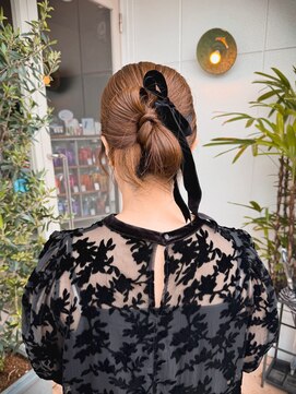 バルス(BLS) 【るん】お呼ばれヘア/リボンアレンジ