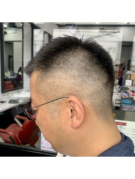 ヘアサロン大野 ニューオータニ ザ メイン店 ハイフェードスタイル