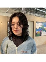 ザ ブリンク(THE BLINK) 【ミディアム】アンニュイな濡れ髪レイヤーウェーブ小顔見せ