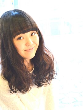 リール ヘアーアンドカンパニー(Rire Hair&Co.) 【Rire Hair&Co.】ふんわり愛されAラインロング