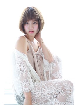 ヴァンクシー バイ ルナ(VANKCY by Luna) 【neolive plus】赤味を抑えたグレージュカラー