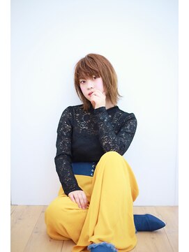 アーチ(ARCH) アプリエＯＧ×ハイ透明感カラー×そとはねショート