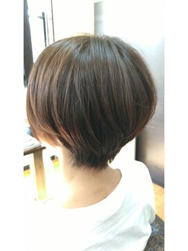 ヘアーアンドメイク ビディア(HAIR&MAKE BIDEA) 美フォルムショート