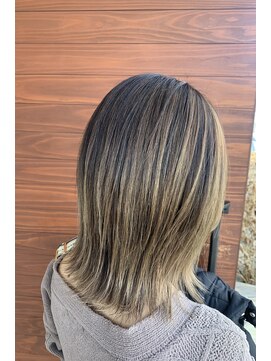 ラボア(La'BOA) バレイヤージュカラー