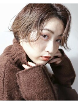 エヌ トーキョー(enu TOKYO) 春風になびくスゥイングショート