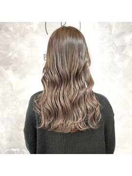 バッカ 横浜桜木町店(BACCA) ロング/ブリーチ無しベージュ