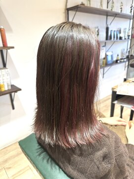 サラ(sarah) インナーカラーボルドー