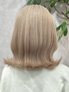 ロウル 渋谷(LOWRL) ミルクティーベージュ/ブリーチ/ダブルカラー