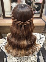 *.ねじりハーフアップ.*