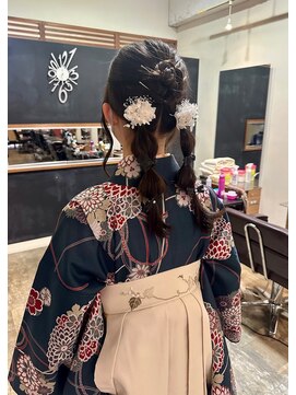 アビリティ ヘアー(ability hair) 卒業式　小学生  ツイン編みおろしスタイル