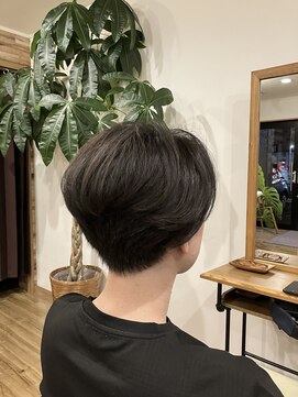 ヒュッゲ コロイコ(Hygge Coroico) メンズ ボブ。個性的でもあり 洗練されたおしゃれ男子に。