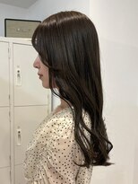 エイチ 梅田(H) フェイスフレーミングルーツカラー天使の羽バングネオウルフボブ