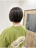ショートボブ白髪ぼかしハイライトグレージュ