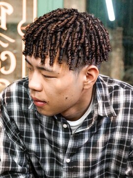 プロショップウェーブ セカンド(PRO SHOP WAVE II) スペインカール/フェザーパーマ/メンズパーマ/テーパーフェード