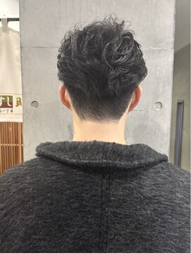 ベベ('BEBE) メンズフェザーパーマ【ショート】