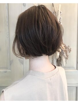 トコラソ 柏店(tocolaso) フェミニンシアーボブ