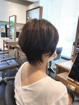 エムプラス 二子玉川(Mplus) ショート、パーマスタイル　 夏目サトル