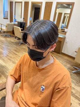 エクリ 麻布十番(equri) ニュアンスセンターパート