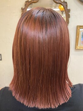 ベレッタ 枚方店(veretta.) 水素カラー/30代/40代/50代　担当：小林/切りっぱなしボブ/艶髪